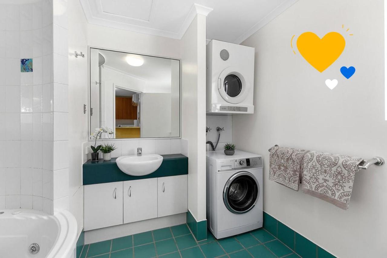 Immaculate 1 bedroom resort holiday unit near Noosa River Noosaville Exterior foto